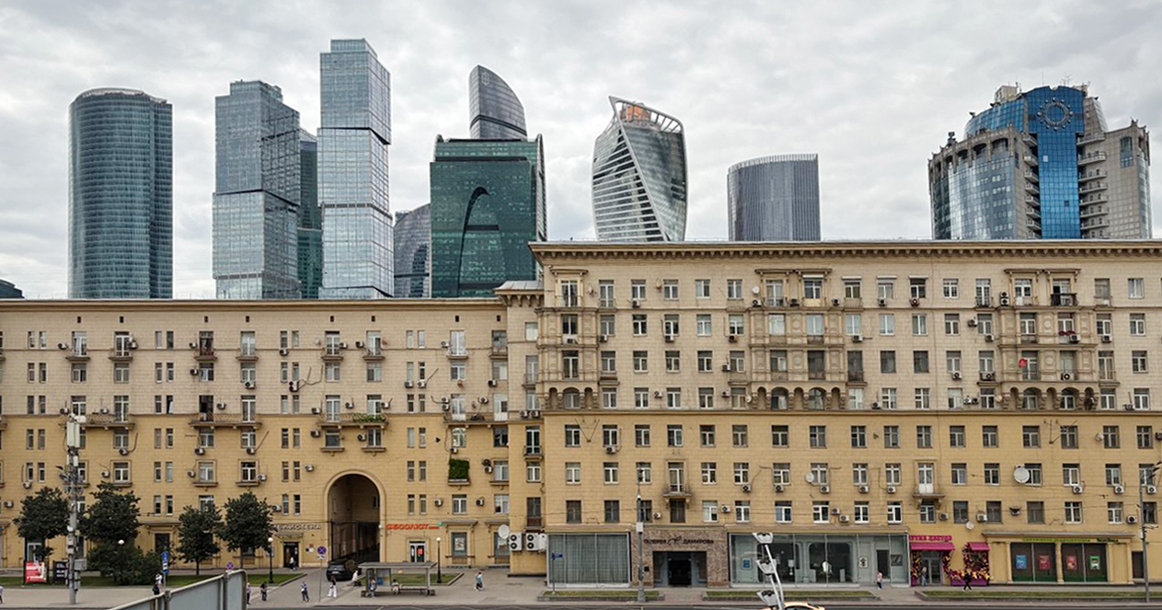 Вид из моего окна: на дом генсеков на Кутузовском проспекте