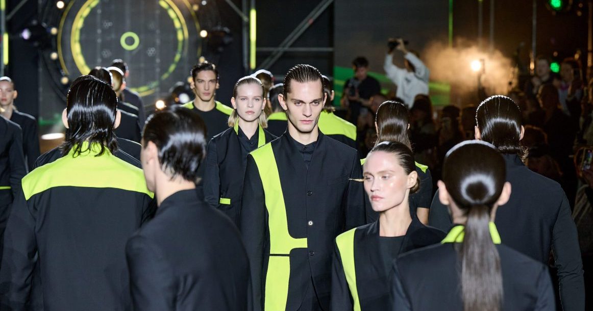 Революция в небе: S7 Airlines представила новую форму бортпроводников