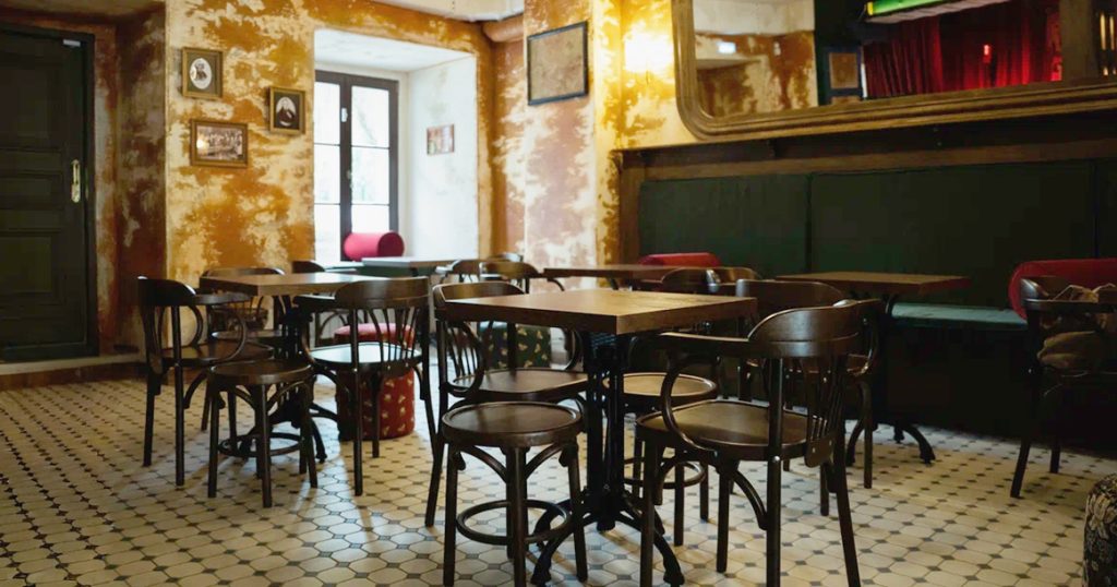 В Big Easy Bar в новоорлеанском духе счастливы и педантичные пьяницы, и любители буйного угара