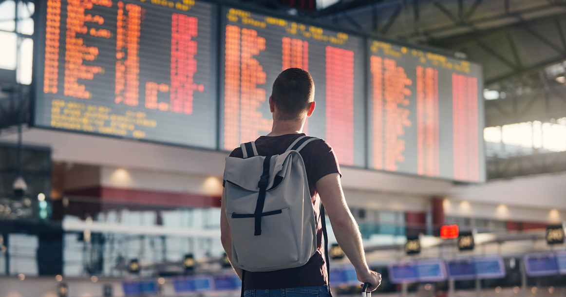 В России впервые не выпустили за границу из-за запрета в электронном реестре воинского учета