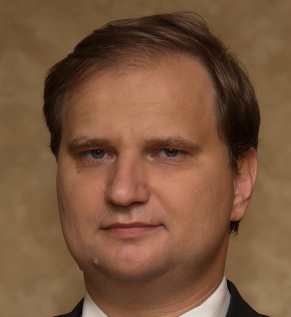 Максим Янин