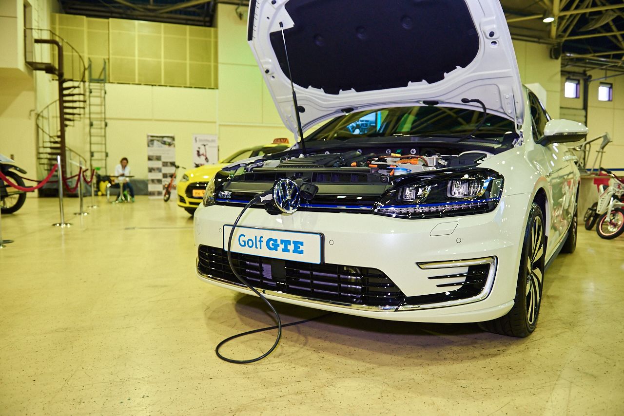 Электрофицированный Volkswagen Golf
