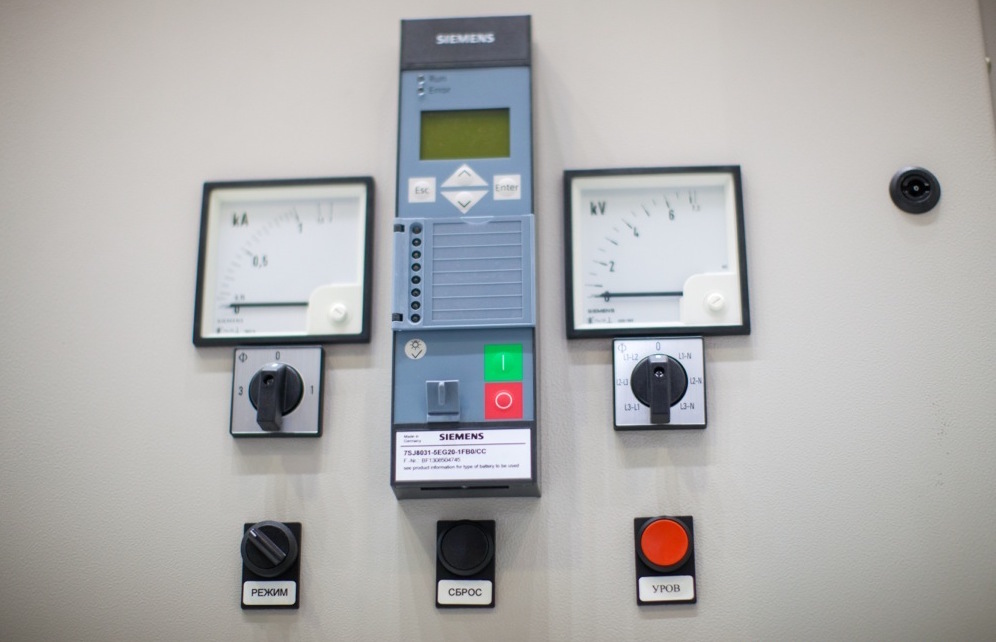 Терминал РЗА фирмы Siemens
