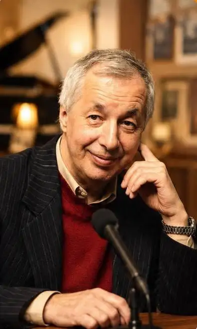 Творческий вечер Члена Российского союза писателей, Союза журналистов РФ Андрея Дмитревского «Музыка
звучит в стихах»