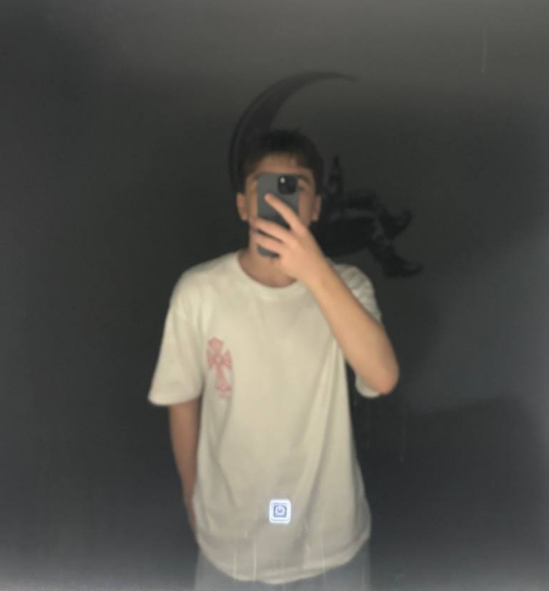user-img