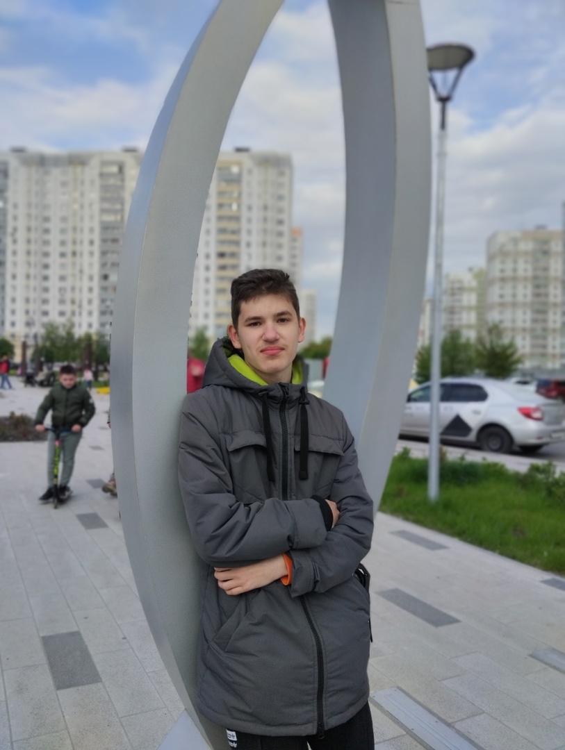 user-img