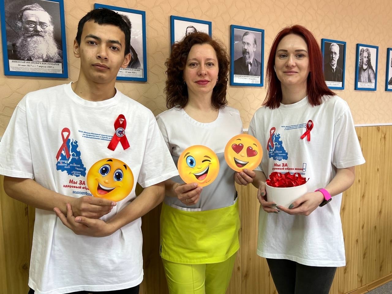 Подарки волонтерам. Сувениры для волонтеров. Волонтерский центр. Подарок волонтеру своими руками.