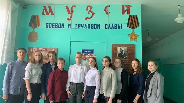 фото волонтёров.jpg