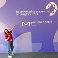 user-img