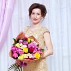 user-img