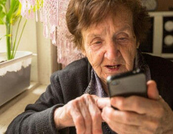 Мобильная грамотность для пожилых людей