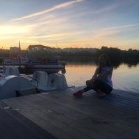 4d86d635d58747b0a8616868135902a2.jpgava1