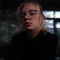 user-img