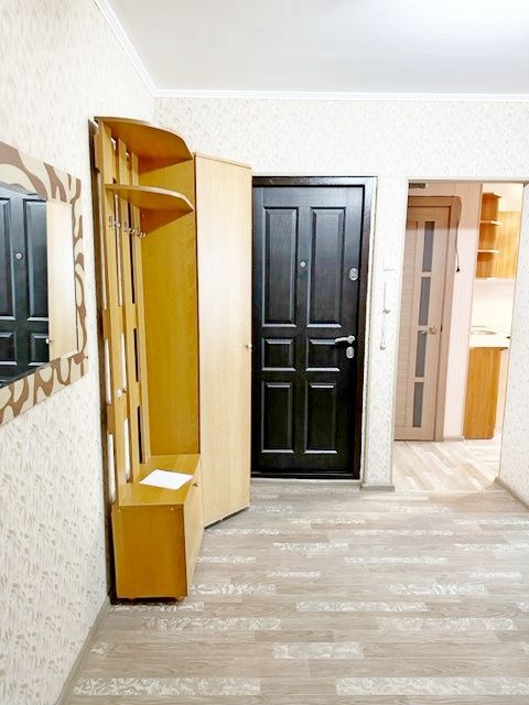 Продажа 3-комнатной квартиры, Курган, 5 микрорайон,  17