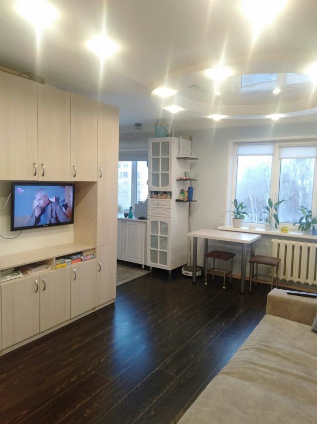 Продажа 3-комнатной квартиры, Екатеринбург, Восточная улица,  162а