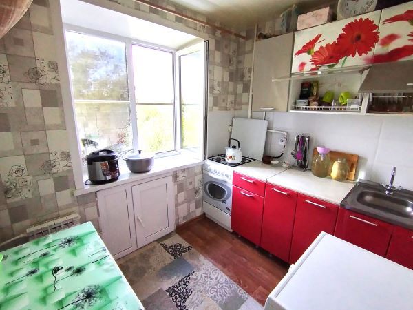 Продажа 3-комнатной квартиры, Курган, Коли Мяготина улица,  91Б