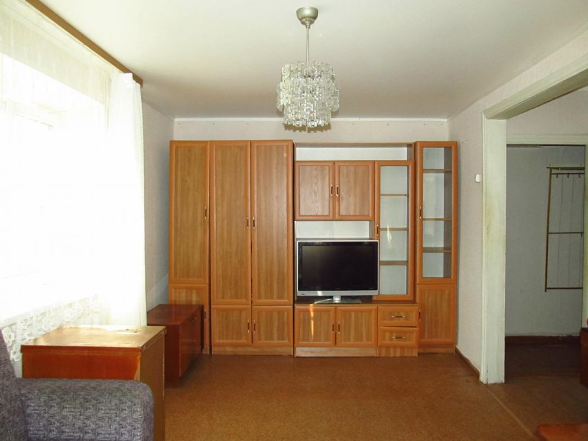 Продажа 1-комнатной квартиры, Курган, Сухэ-Батора улица,  13