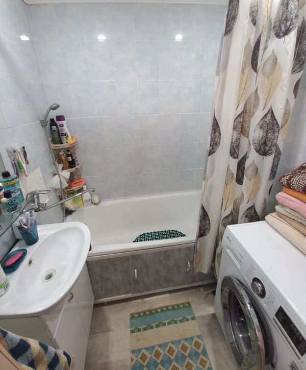 Продажа 2-комнатной квартиры, Курган, Космонавтов  улица (Черемухово),  7