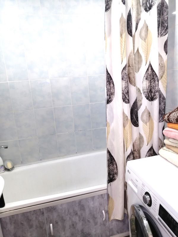 Продажа 2-комнатной квартиры, Курган, Космонавтов  улица (Черемухово),  7