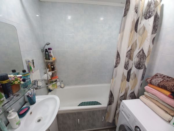 Продажа 2-комнатной квартиры, Курган, Космонавтов  улица (Черемухово),  7