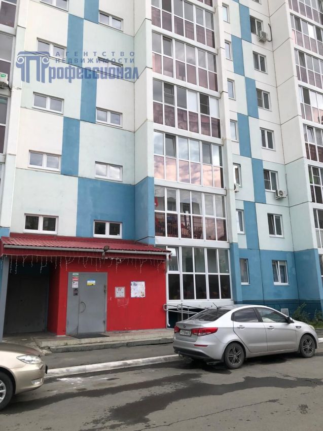 Продажа 2-комнатной квартиры, Курган, 7 микрорайон,  25