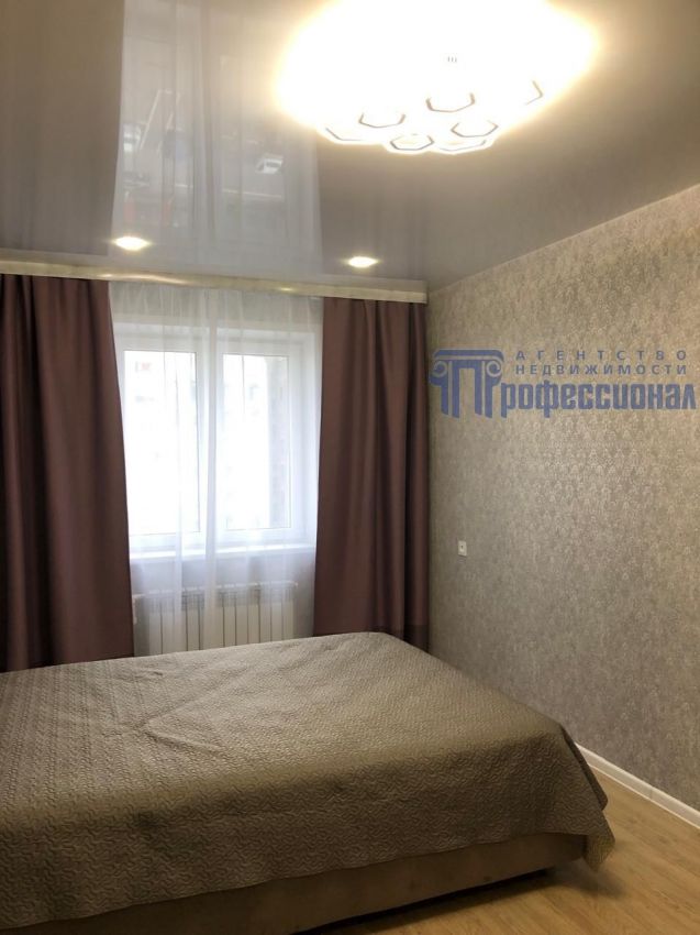 Продажа 2-комнатной квартиры, Курган, 7 микрорайон,  25