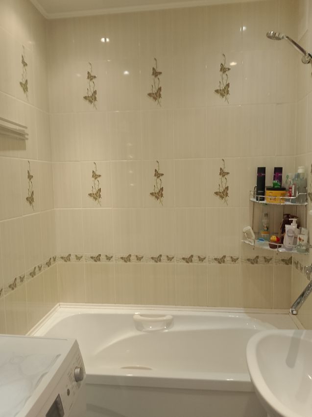 Продажа 3-комнатной квартиры, Курган, Радионова улица,  18а