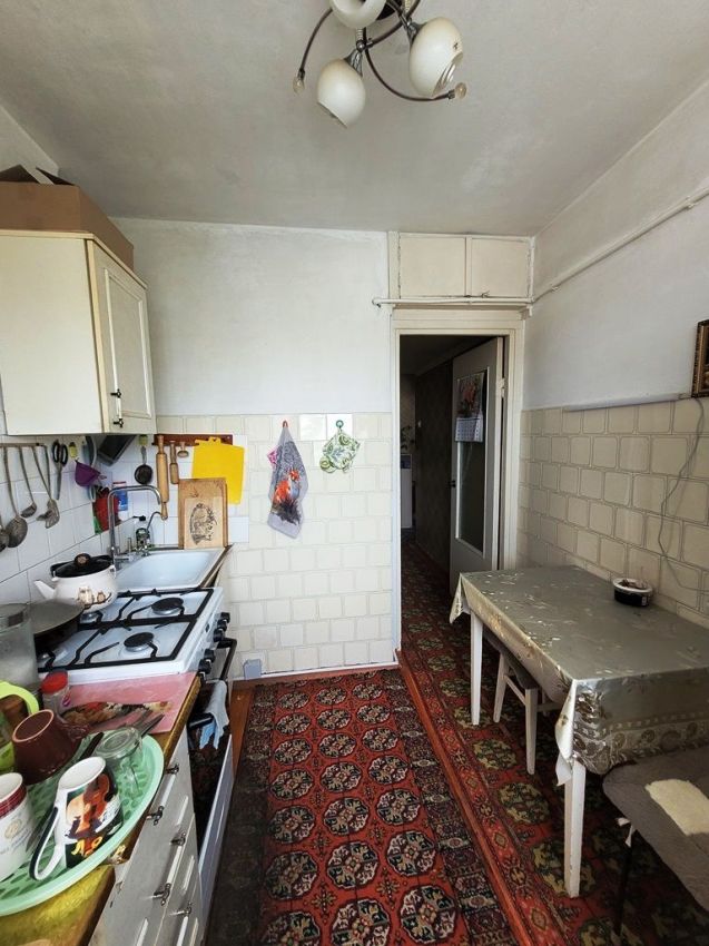 Продажа 3-комнатной квартиры, Курган, Сибирская улица,  19