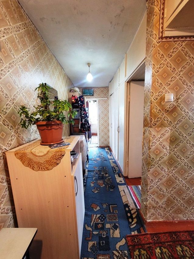 Продажа 3-комнатной квартиры, Курган, Сибирская улица,  19