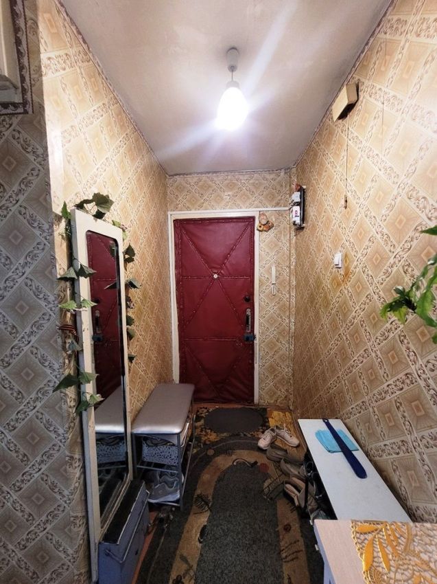 Продажа 3-комнатной квартиры, Курган, Сибирская улица,  19