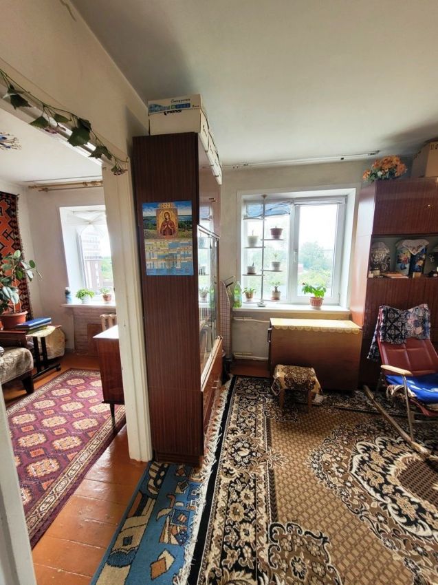 Продажа 3-комнатной квартиры, Курган, Сибирская улица,  19