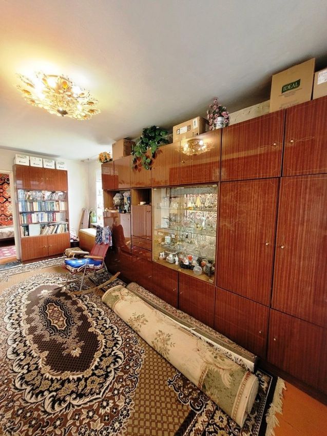 Продажа 3-комнатной квартиры, Курган, Сибирская улица,  19