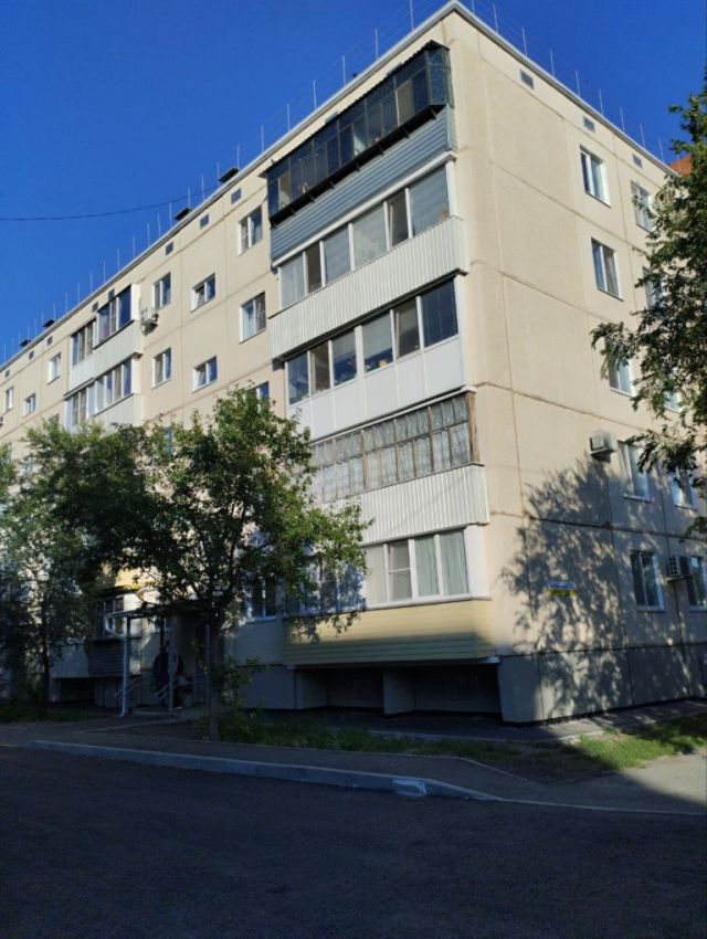 Продажа 3-комнатной квартиры, Курган, Сибирская улица,  19