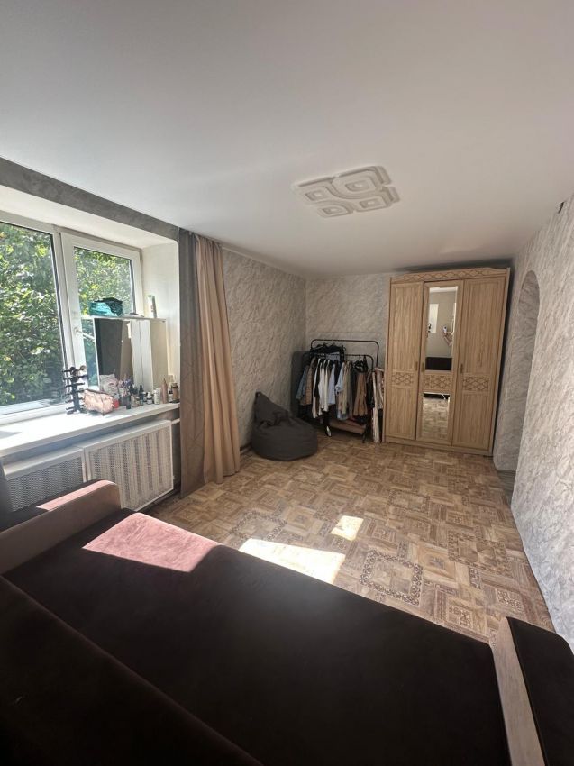 Продажа 2-комнатной квартиры, Курган, 5 микрорайон,  16 к6