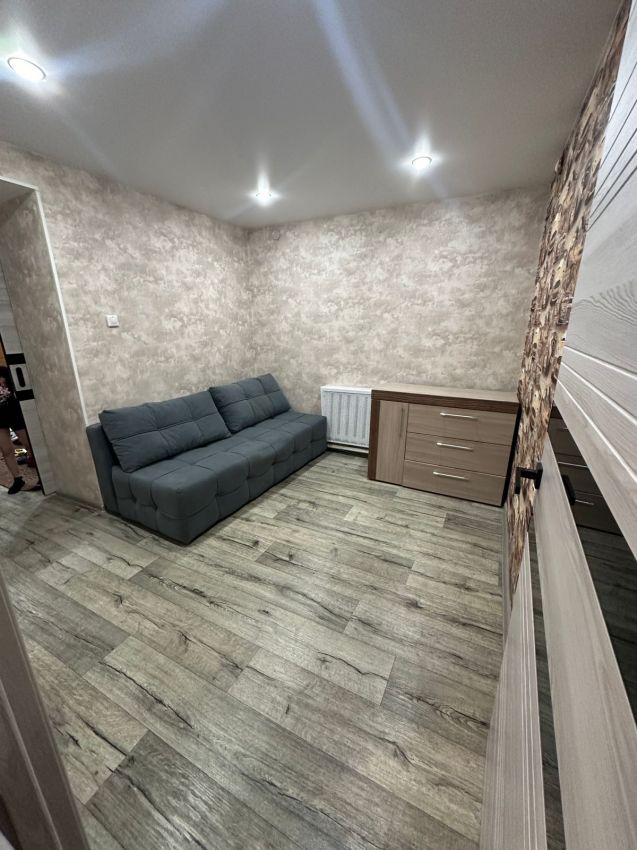 Продажа 2-комнатной квартиры, Курган, 5 микрорайон,  16 к6