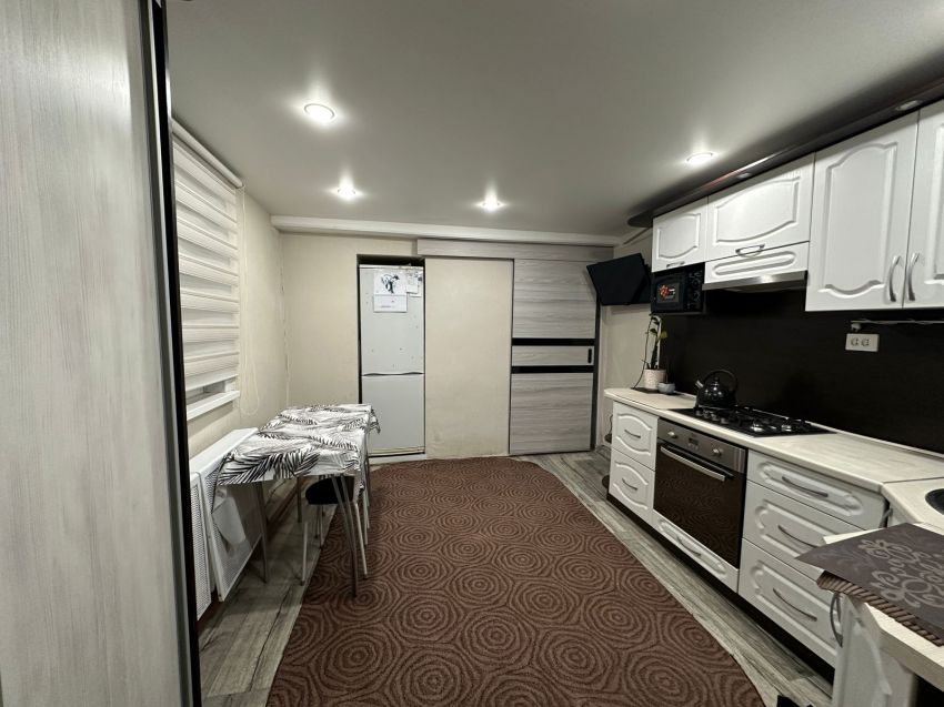 Продажа 2-комнатной квартиры, Курган, 5 микрорайон,  16 к6