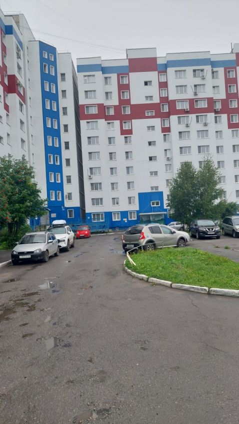 Продажа 2-комнатной квартиры, Курган, 5 микрорайон,  16 к6