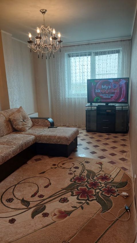 Продажа 2-комнатной квартиры, Курган, 5 микрорайон,  16 к6