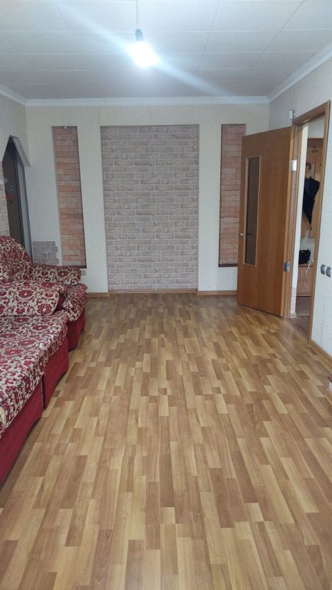 Продажа 3-комнатной квартиры, Курган, К.Маркса улица,  135