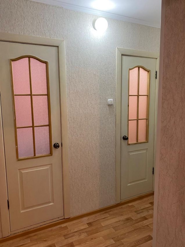 Продажа 1-комнатной квартиры, Курган, 6 микрорайон,  21к1