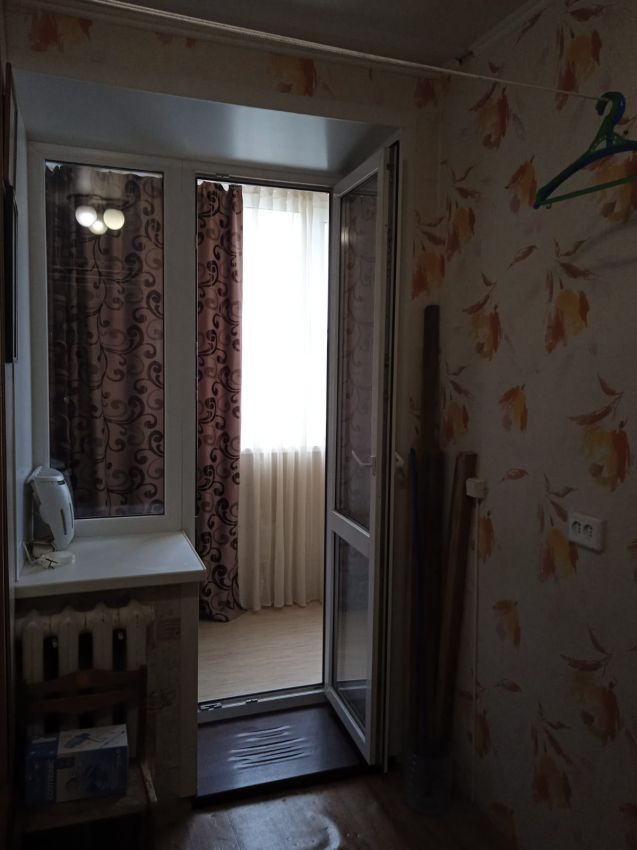 Продажа 4-комнатной квартиры, Курган, 2 микрорайон,  9