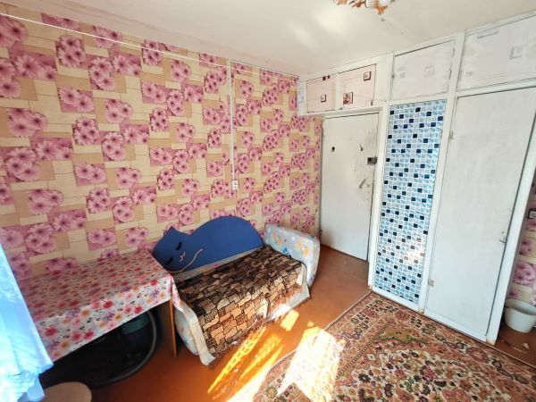 Продажа комнаты, 11м <sup>2</sup>, Курган, Дзержинского улица,  31Б