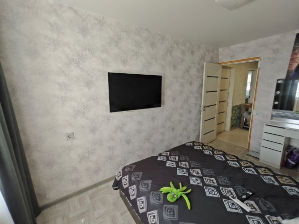 Продажа 3-комнатной квартиры, Курган, Черняховского улица,  8а