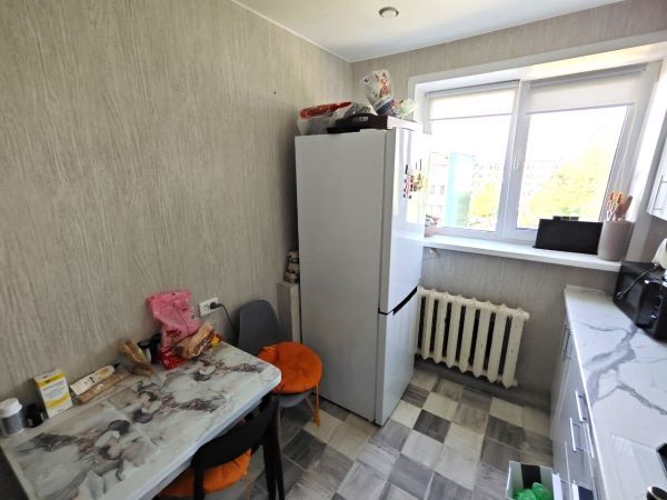 Продажа 3-комнатной квартиры, Курган, Черняховского улица,  8а