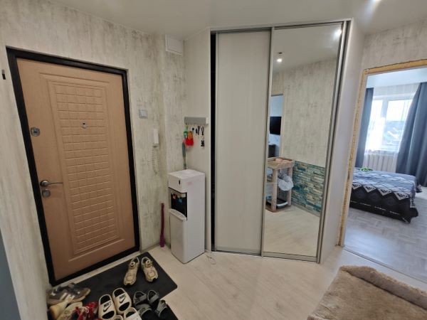 Продажа 3-комнатной квартиры, Курган, Черняховского улица,  8а