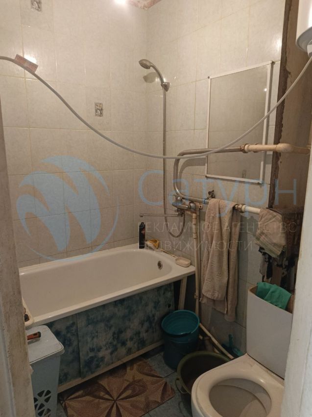 Продажа 2-комнатной квартиры, Курган, Гагарина улица,  7