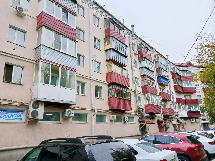 Продажа 2-комнатной квартиры, Курган, Станционная улица,  14