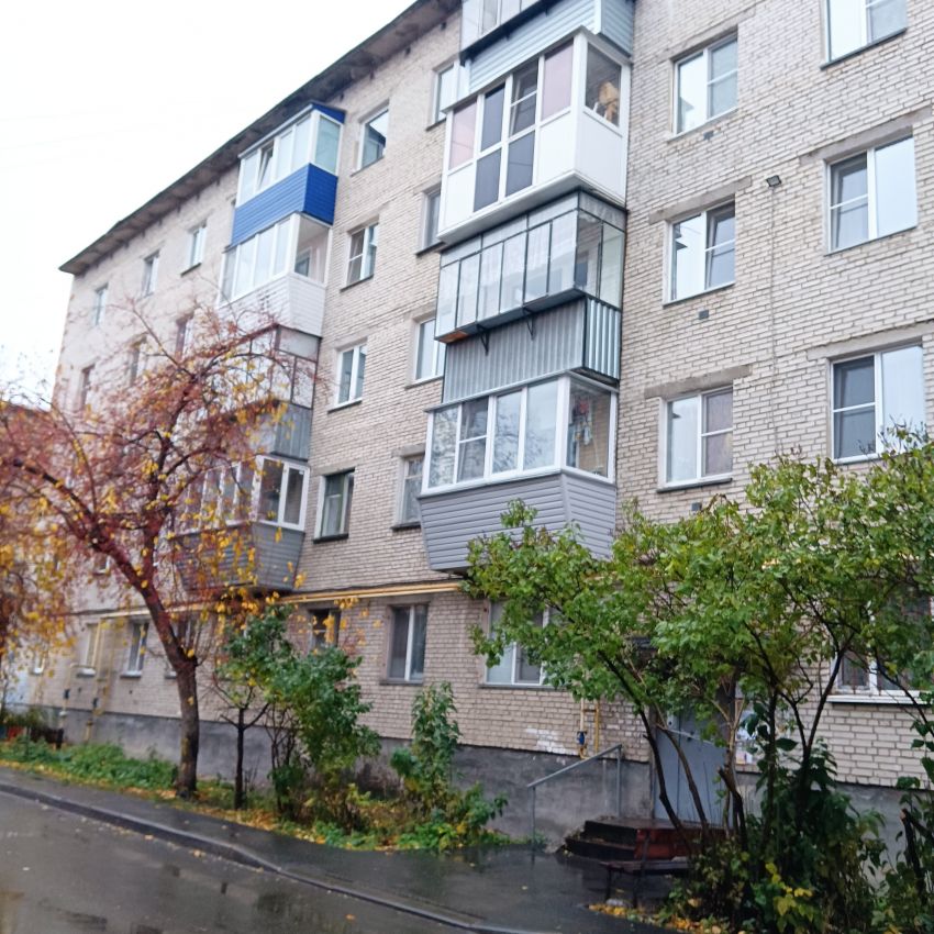 Продажа 2-комнатной квартиры, Курган, Гоголя улица,  92