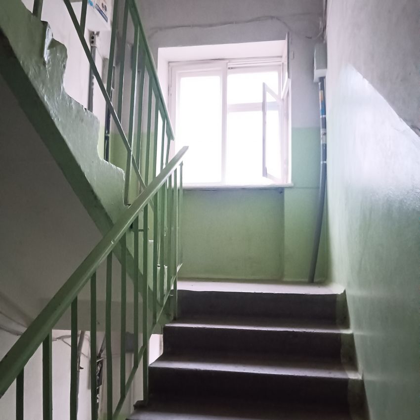 Продажа 2-комнатной квартиры, Курган, Гоголя улица,  92