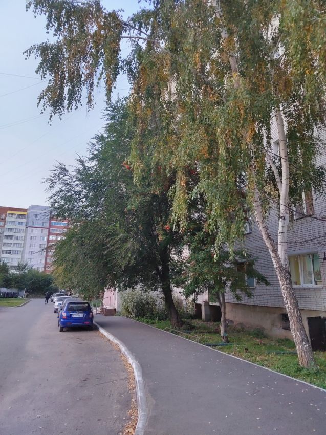 Продажа 1-комнатной квартиры, Курган, 6 микрорайон,  30